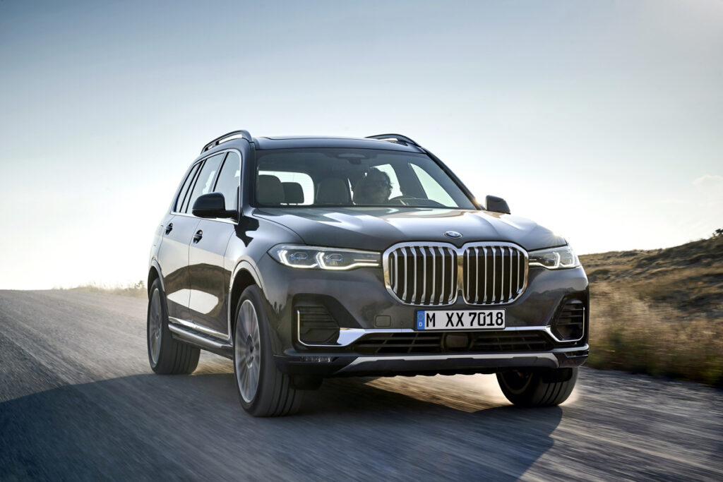BMW x7 ile kosztuje