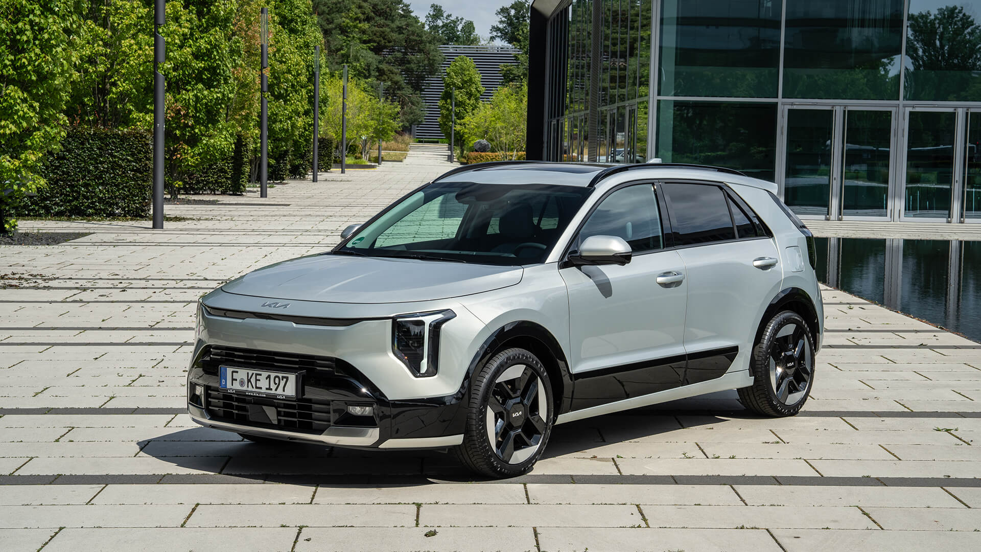 Nowa Kia Niro – dane techniczne, ceny, wyposażenie